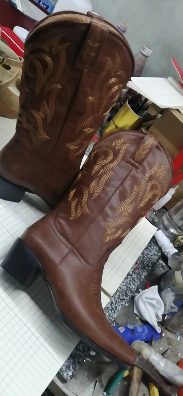 Santiag basse marron Simili Cuir Femme - Broderies western et talon carré élégant