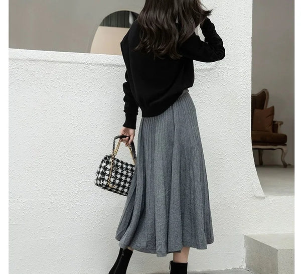 Santiag mi-haute noir Daim Synthétique Femme - Look moderne avec talon bloc carré