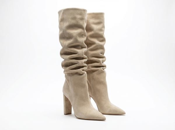 Santiag haute beige Daim Synthétique Femme - Élégant look décontracté, design épuré - three_quarter_view