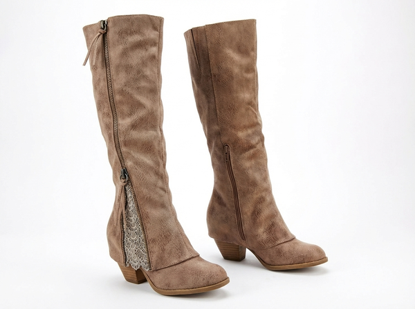 Santiag haute marron clair Daim Synthétique Femme - Broderie florale et talon carré élégant - three_quarter_view