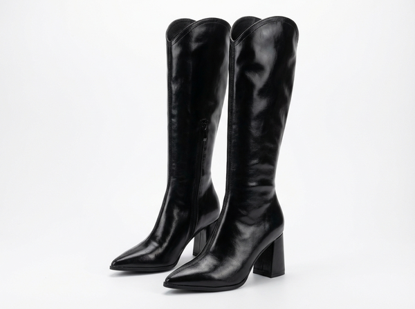 Botte haute noir Simili Cuir Femme - Santiags noires à bout pointu chic - three_quarter_view