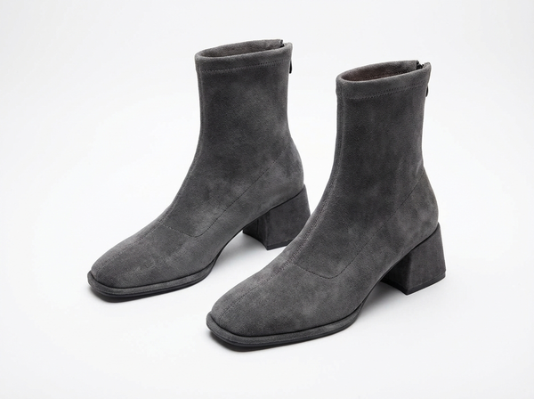 Bottine à talon gris Daim Synthétique Femme - Bout carré élégant, stabilité moderne - three_quarter_view