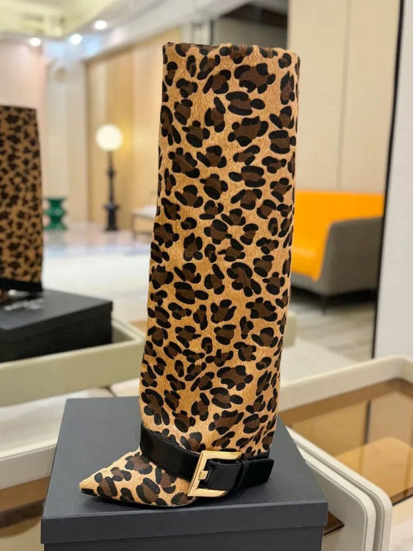 Santiag haute marron Synthétique Femme - Motif léopard, boucle dorée, bout pointu