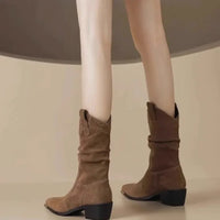 Santiag mi-haute beige Daim Synthétique Femme - Embout métallique moderne et plis subtils 2