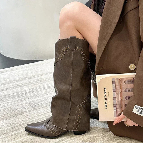 Santiag mi-haute marron clair Simili Cuir Femme - Élégante avec rivets décoratifs distinctifs
