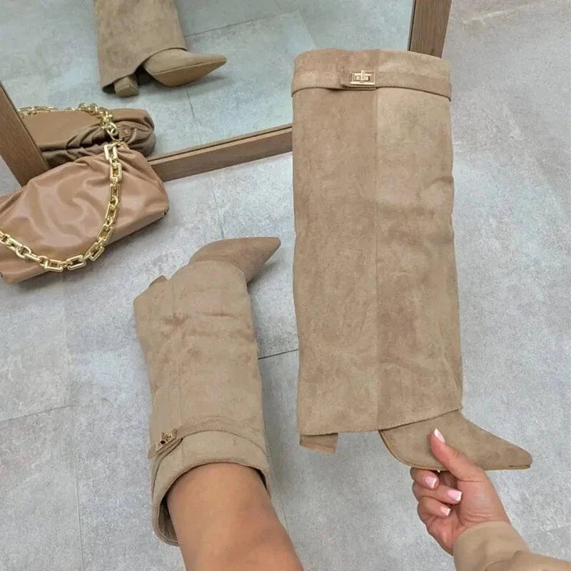 Santiag haute beige Simili Cuir Femme - Boucle dorée et silhouette élégante 2