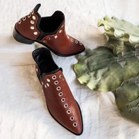 Santiag basse noir Simili Cuir Femme - Style rock avec clous et bout pointu 2