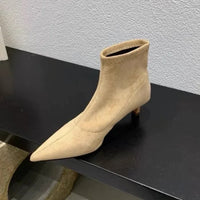 Santiag basse beige Daim Femme - Élégantes bottines pointues en daim beige 4