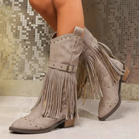 Santiag mi-haute beige Daim Synthétique Femme - Franges longues et clous métalliques stylisés 4