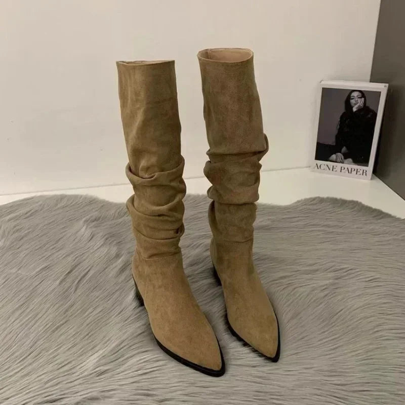 Santiag haute marron clair Daim Femme - Style élancé avec effet plissé élégant 2