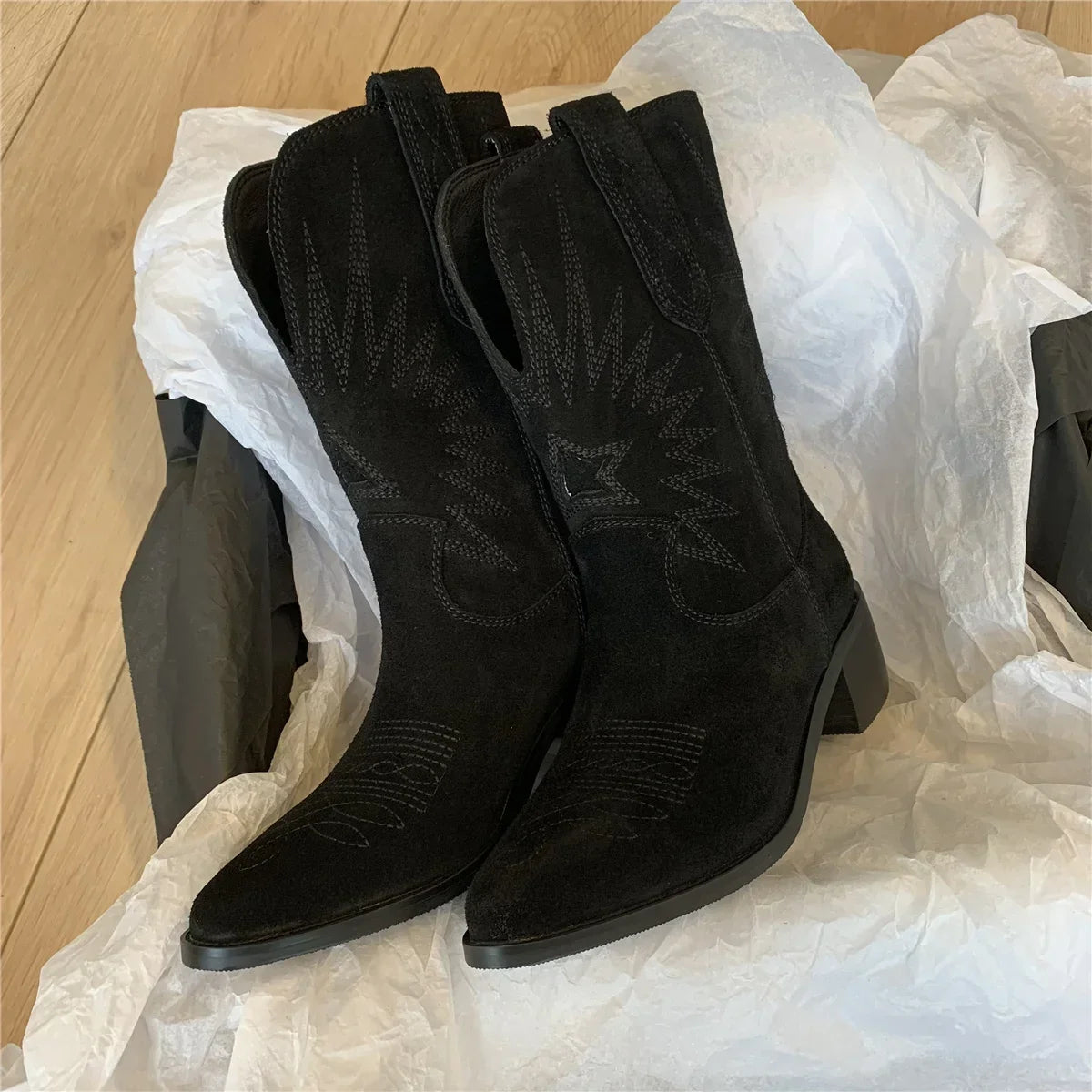 Santiag mi-haute noir Daim Synthétique Femme - Bling-bling avec broderies géométriques élégantes 3