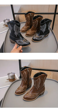 Santiag mi-haute noir Simili Cuir Fille - Broderies ailes et clous dorés 1