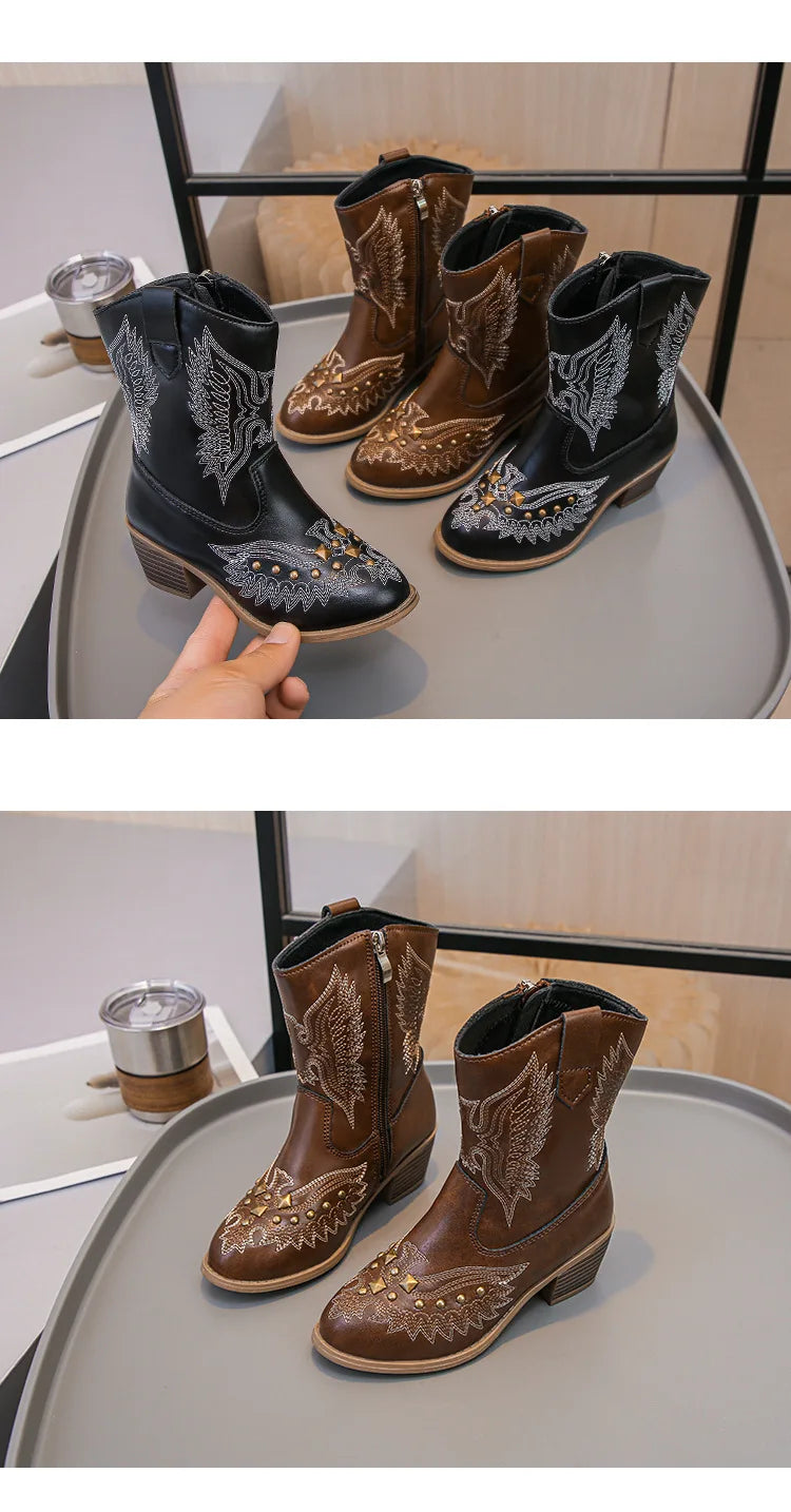 Santiag mi-haute noir Simili Cuir Fille - Broderies ailes et clous dorés