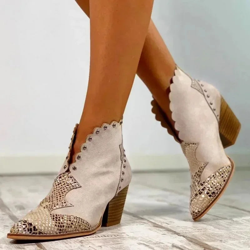 Santiag mi-haute beige Simili Cuir Femme - Motif python avec clous sophistiqués 3