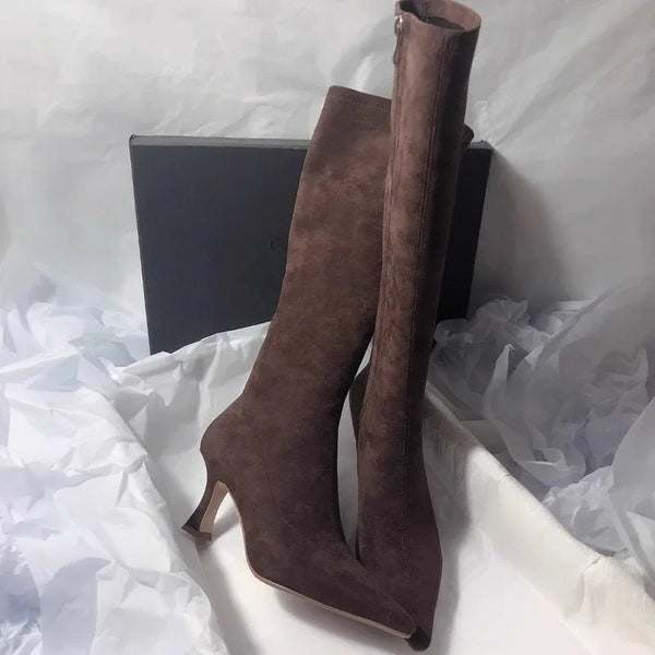 Botte haute marron foncé Daim Synthétique Femme - Talon aiguille et bout pointu élégant