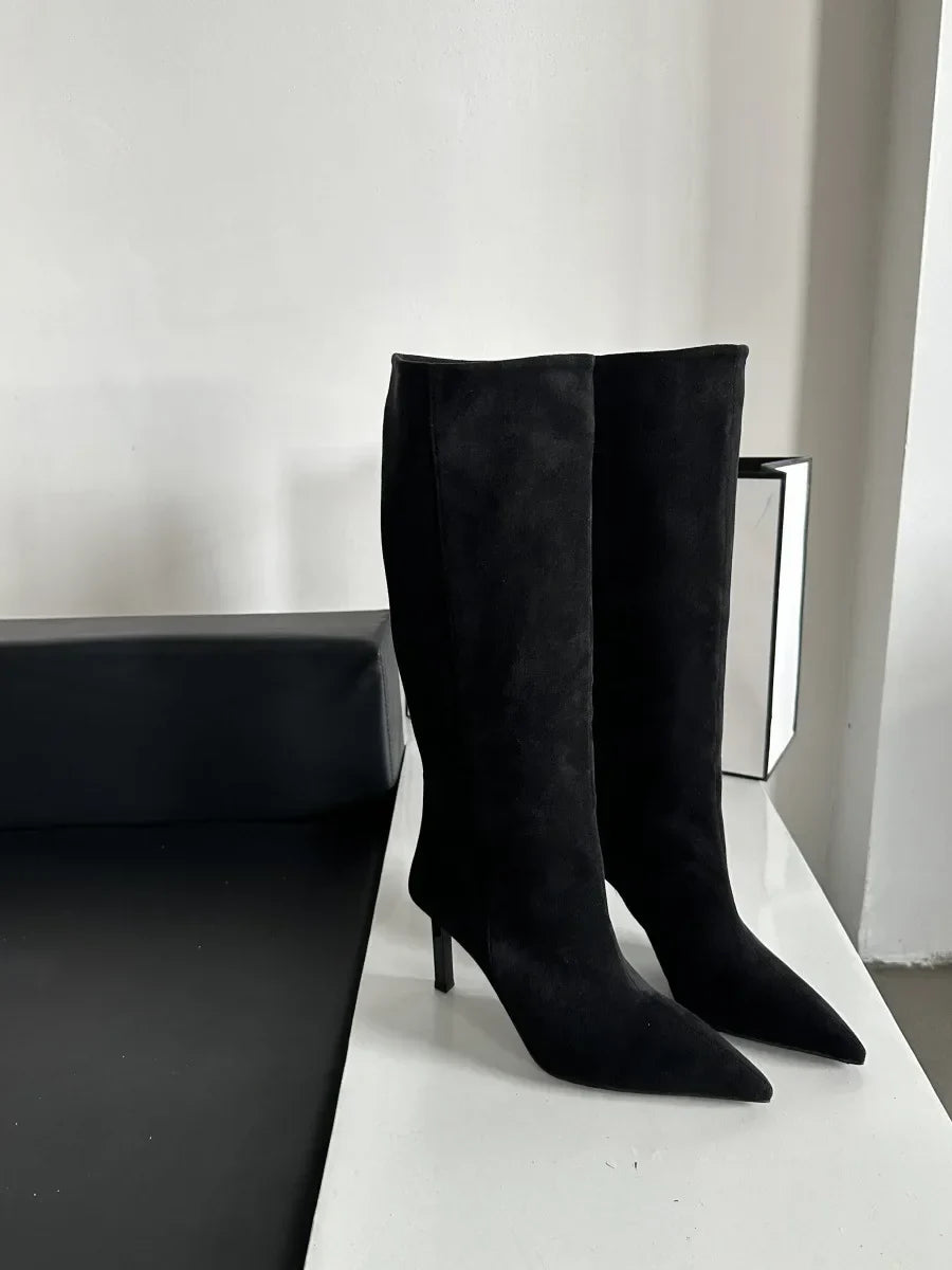 Botte haute noir Daim Femme - Élégance western avec talons fins 2
