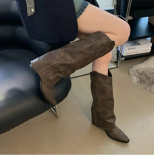 Santiag mi-haute noir Simili Cuir Femme - Santiags noires à clous décoratifs