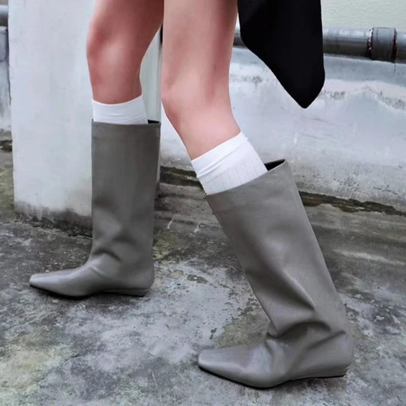 Botte haute gris Synthétique Femme - Bout carré et style épuré western 2
