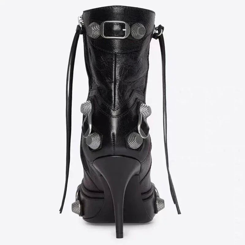 Bottine à talon noir Simili Cuir Femme - Silhouette western avec ornements métalliques 4