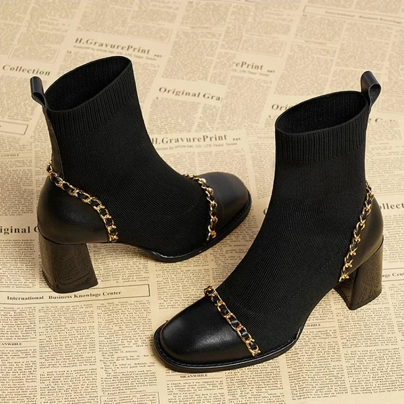 Bottine haute noir Synthétique Femme - Chaînes dorées et bout carré élégant 5