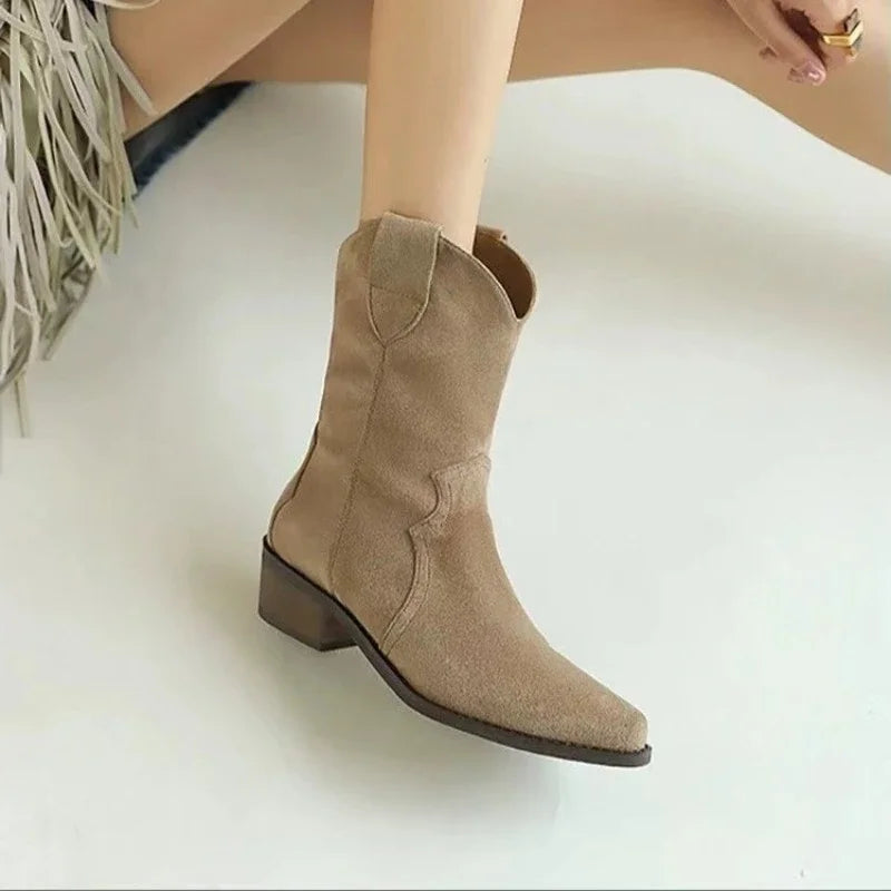 Santiag basse beige Daim Femme - Élégance rétro avec talons carrés 3