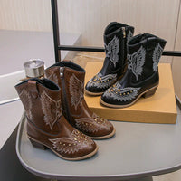 Santiag haute marron Synthétique Fille - Bottes marron, ailes brodées, clous dorés 2