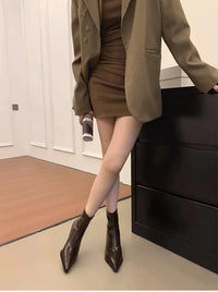 Santiag mi-haute marron foncé Synthétique Femme - Élégante et moderne avec coutures raffinées 1