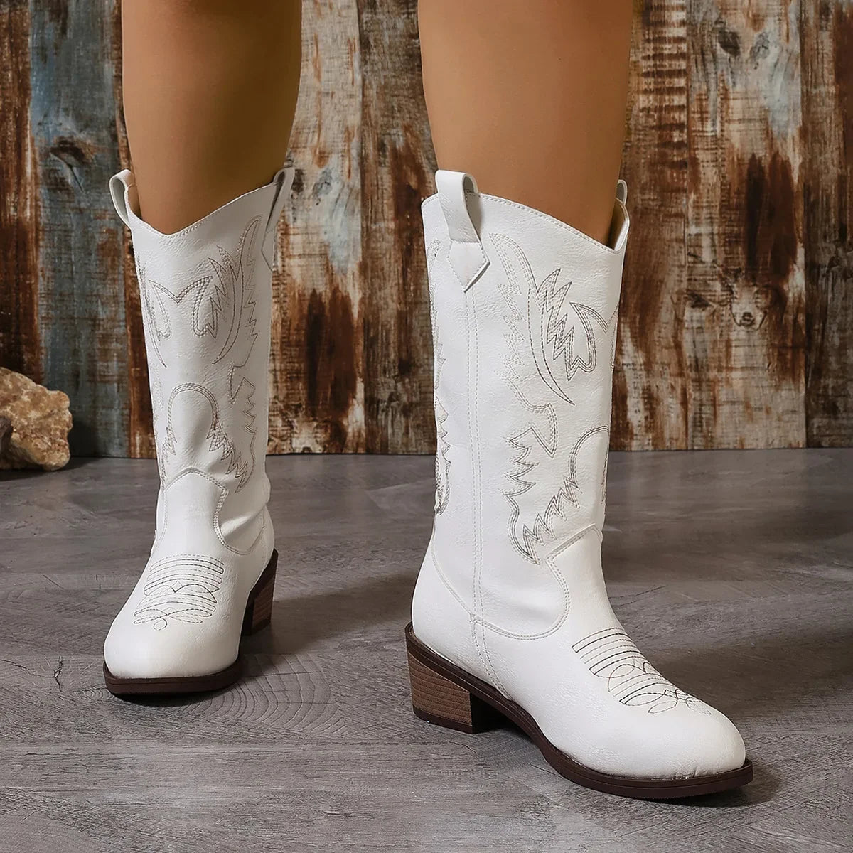 Santiag mi-haute blanc Synthétique Femme - Ornements brodés pour un style western chic 4
