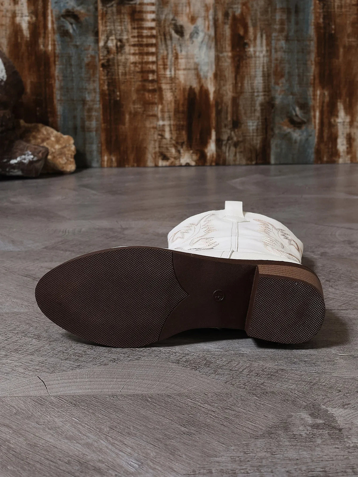 Santiag mi-haute blanc Synthétique Femme - Ornements brodés pour un style western chic 8
