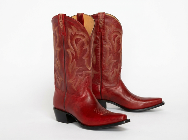 Santiag haute rouge Femme - Broderies audacieuses et bout pointu élégant - three_quarter_view