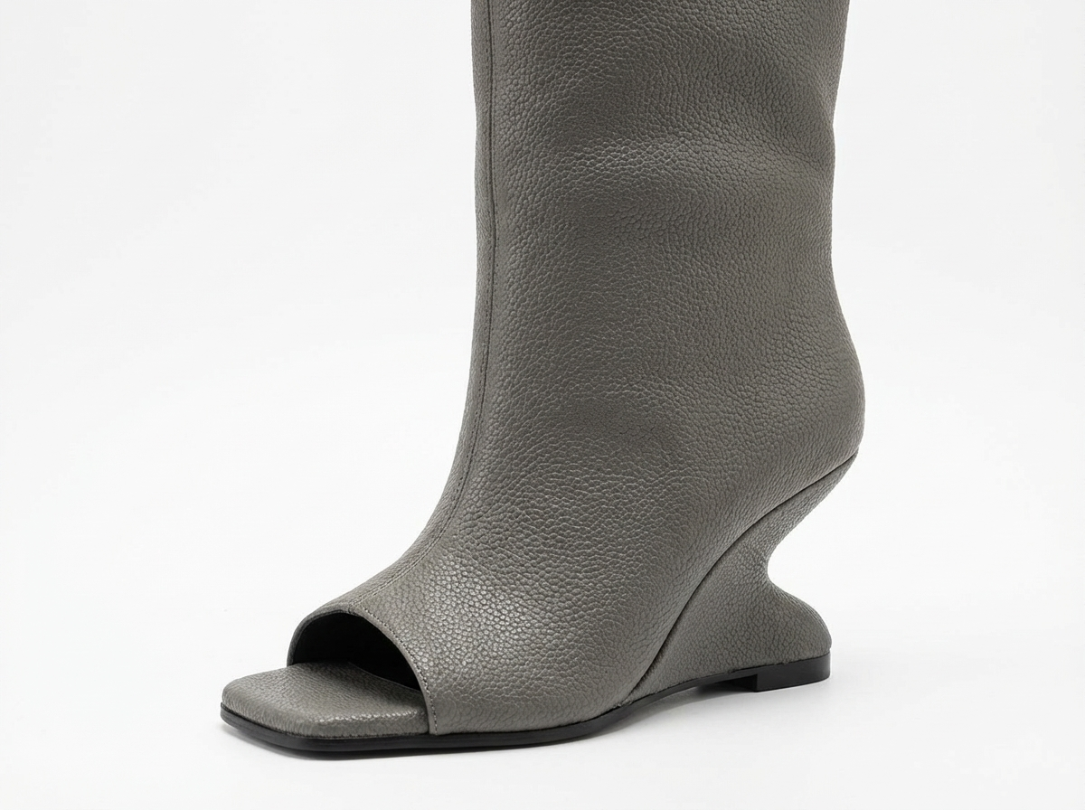 Botte haute gris Synthétique Femme - Talon vague et pointe ouverte moderne