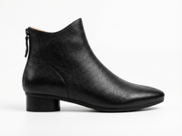 Bottine plate noir Cuir Femme - Bottine noire élégante en cuir grainé 2