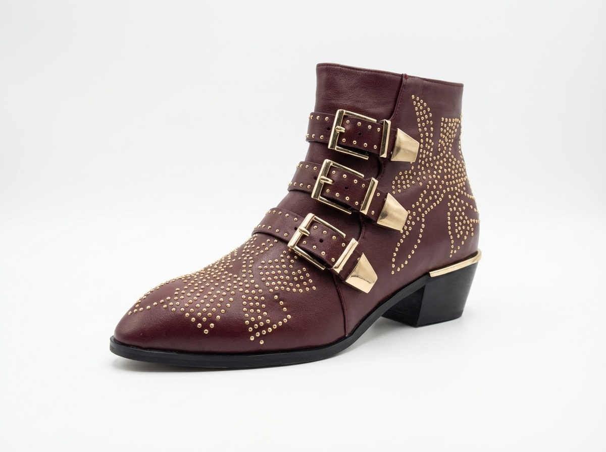 Santiag basse marron Cuir Femme - Boucles dorées et motifs géométriques raffinés