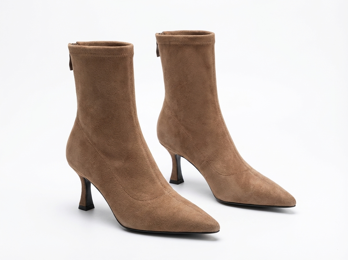 Bottine à talon marron Daim Femme - Élégance chic en style western moderne