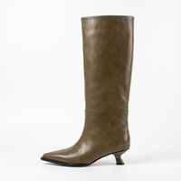 Botte haute marron foncé Cuir Femme - Santiags élégantes en cuir marron lisse 2