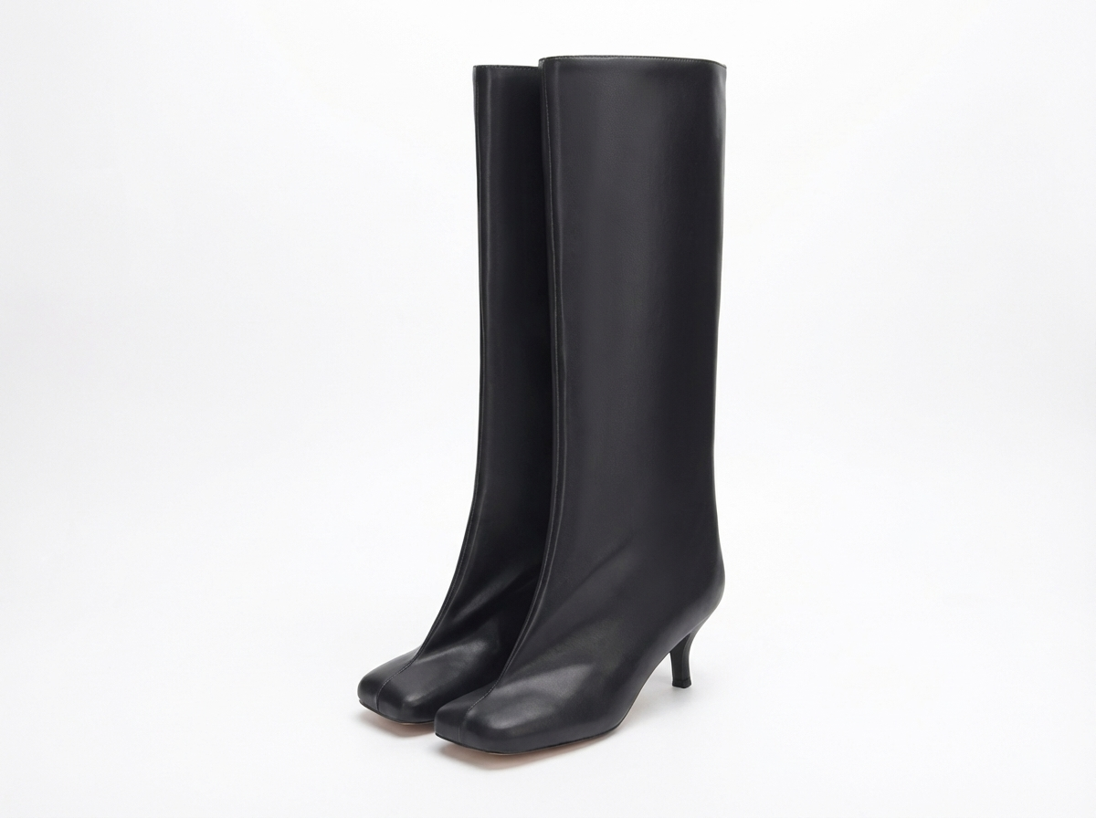 Botte haute noir Daim Synthétique Femme - Santiags modernes à talons fins