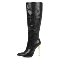 Botte haute noir Synthétique Femme - Motif crocodile chic et moderne 2