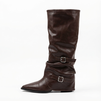 Santiag haute marron foncé Simili Cuir Femme - Design moderne avec boucles métalliques 3