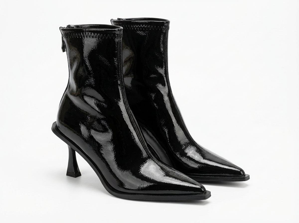 Bottine à talon noir Simili Cuir Femme - Élégantes en simili cuir noir verni