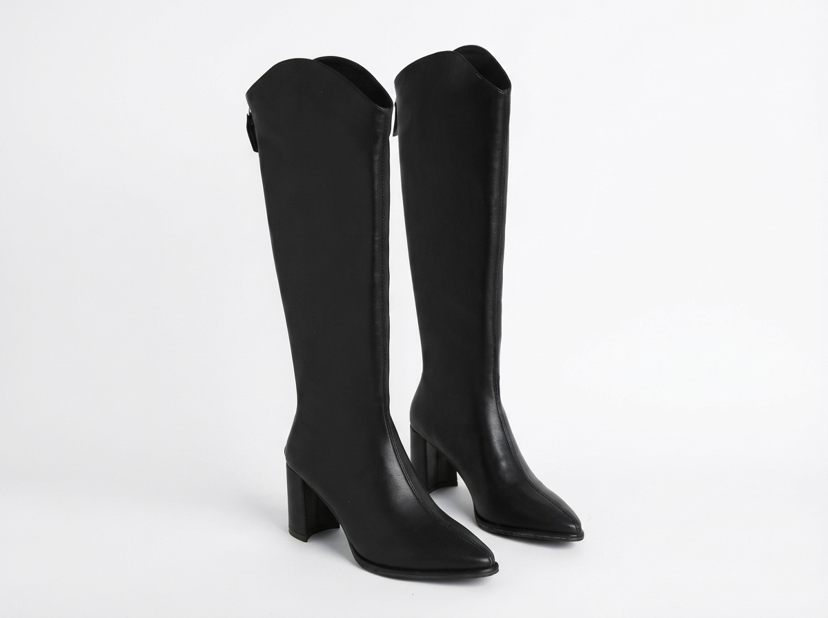Botte haute noir Simili Cuir Femme - Style western minimaliste et moderne