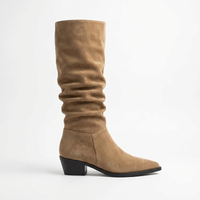 Santiag haute marron clair Daim Femme - Style élancé avec effet plissé élégant 3