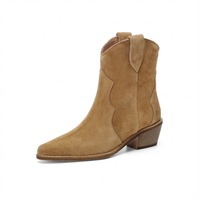 Santiag basse marron clair Daim Femme - Bout pointu et coutures élégantes 1