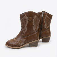 Santiag haute marron Synthétique Fille - Bottes marron, ailes brodées, clous dorés 2