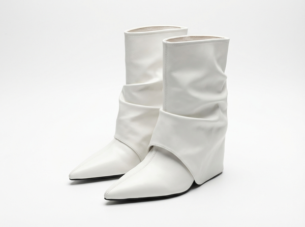 Botte haute blanc Synthétique Femme - Santiags blanches élégantes et modernes - three_quarter_view