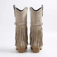 Santiag mi-haute beige Daim Synthétique Femme - Franges longues et clous métalliques stylisés 3