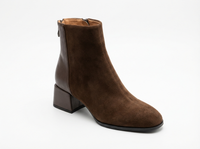 Bottine à talon marron Daim Femme - Santiags minimalistes en daim brun élégant 1