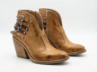 Santiag basse camel Cuir Femme - Bottes camel avec boucles métalliques 1