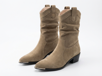 Santiag mi-haute beige Daim Synthétique Femme - Embout métallique moderne et plis subtils 1